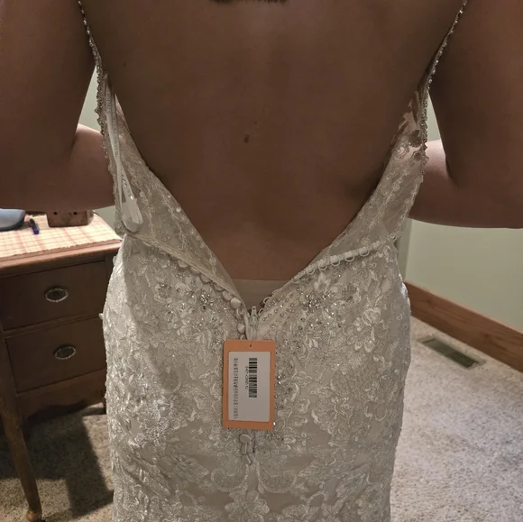 Elegant Beaded Lace Wedding Dress - Picture 3 of 11